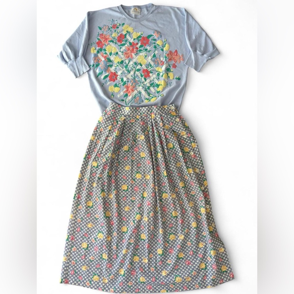 Vintage Garden Lattice Floral Skirt Set, Size Med/Lg